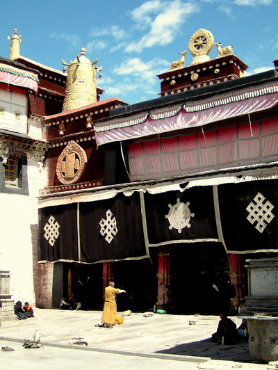 西藏圖片：西藏五體投地的虔誠信徒3