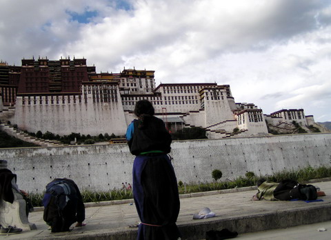西藏圖片：西藏五體投地的虔誠信徒2