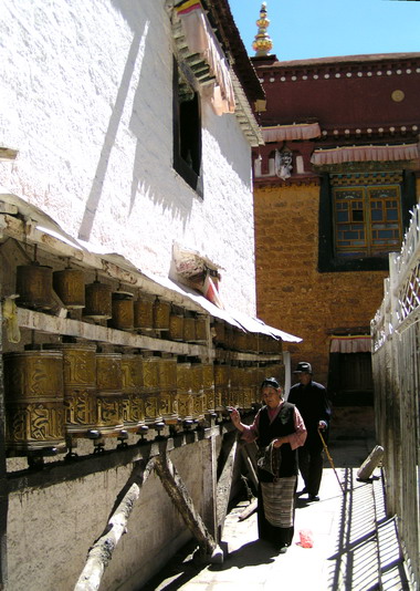 西藏圖片：西藏轉經1