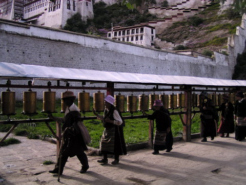 西藏圖片：西藏布宮轉經5