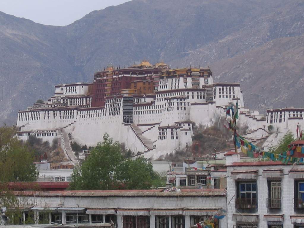 西藏圖片：雄偉的布達拉宮
