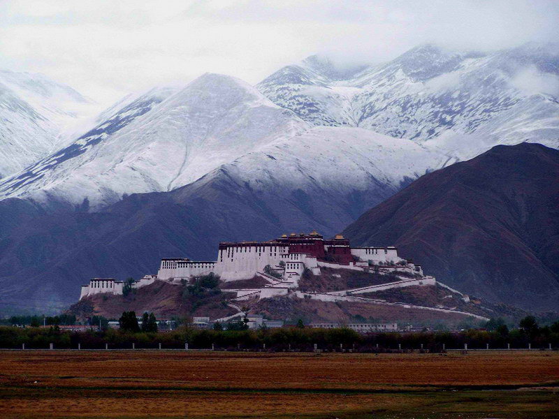 西藏圖片：布達拉宮清晨