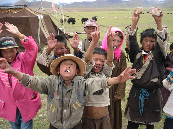 西藏圖片：藏族娃娃