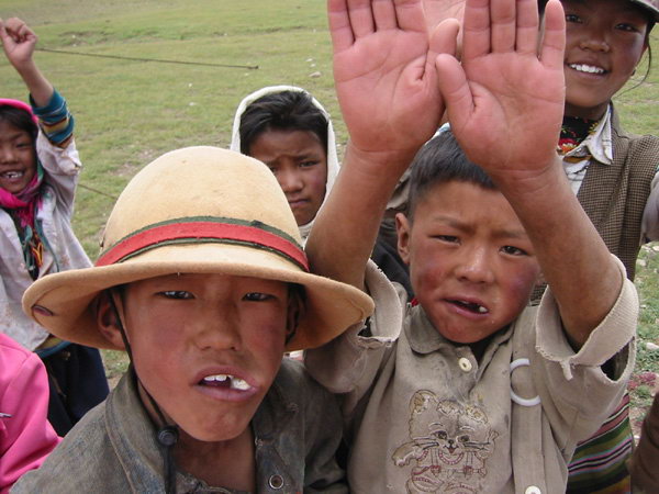 西藏圖片：藏族娃娃