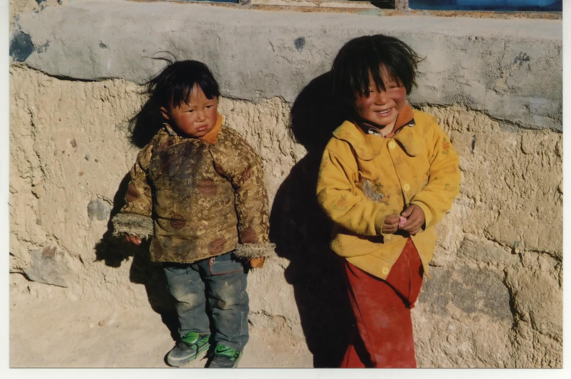 西藏旅行照片：阿里-基烏村的小朋友