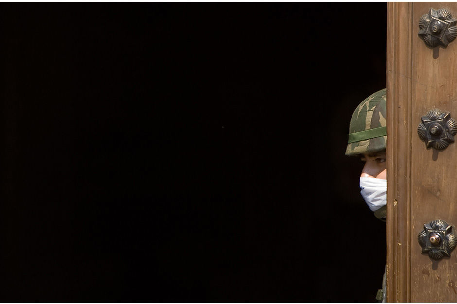攝影圖片：H1N1遮住了全世界的臉龐